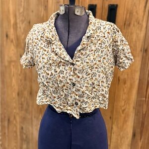 wild fable Cream Floral Button-Front Cropped Shirt